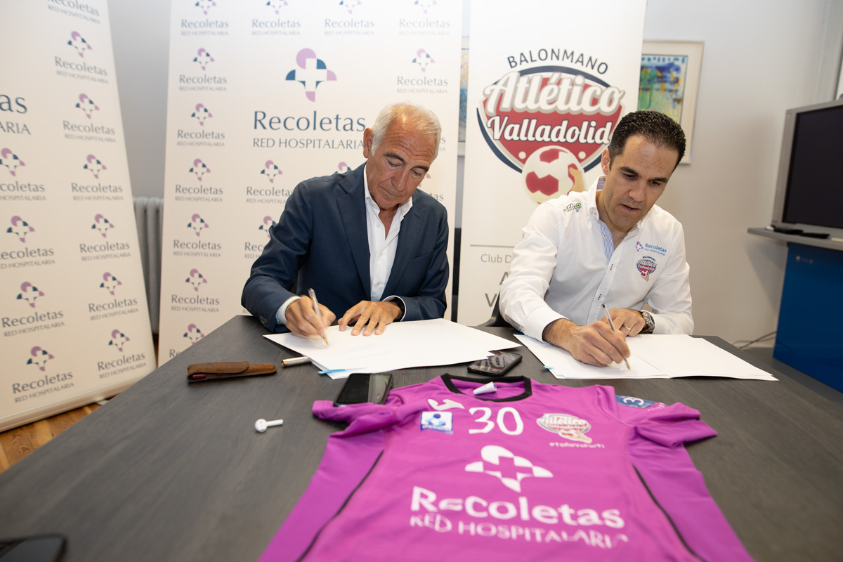 Atlético Valladolid celebra la renovación de su acuerdo de patrocinio con Recoletas | Galería 3 / 5