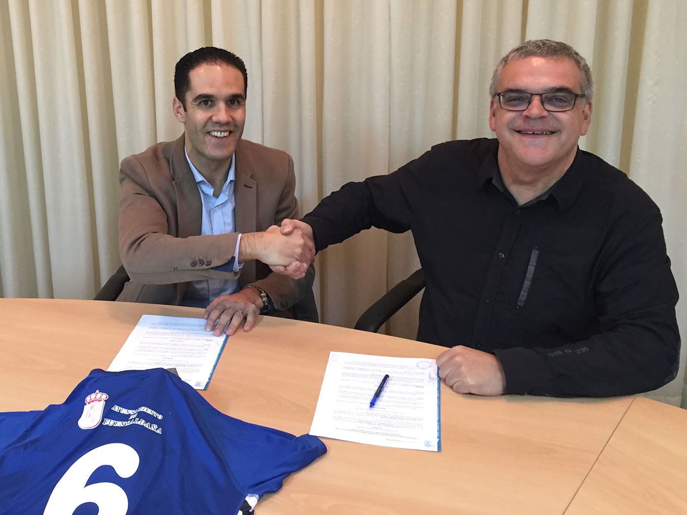 El Atlético Valladolid Recoletas firma un acuerdo de colaboración con el Ayuntamiento de Fuensaldaña | Galería 1 / 1