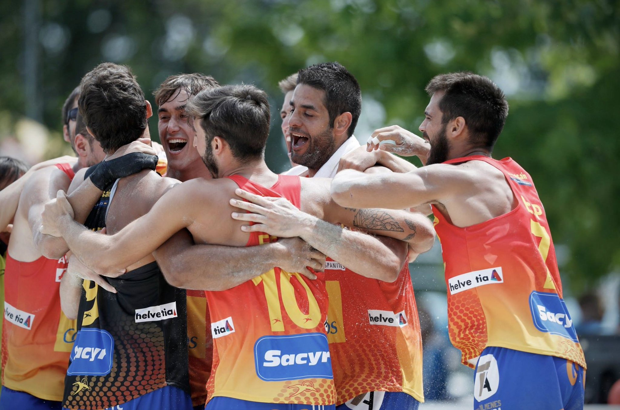 Víctor Rodríguez, campeón de Europa de balonmano playa con la selección española absoluta | Galería 1 / 4