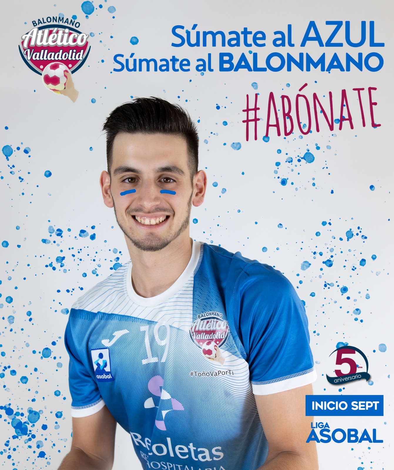 ¡Súmate al azul’, súmate al balonmano con el Recoletas Atlético Valladolid | Galería 16 / 28