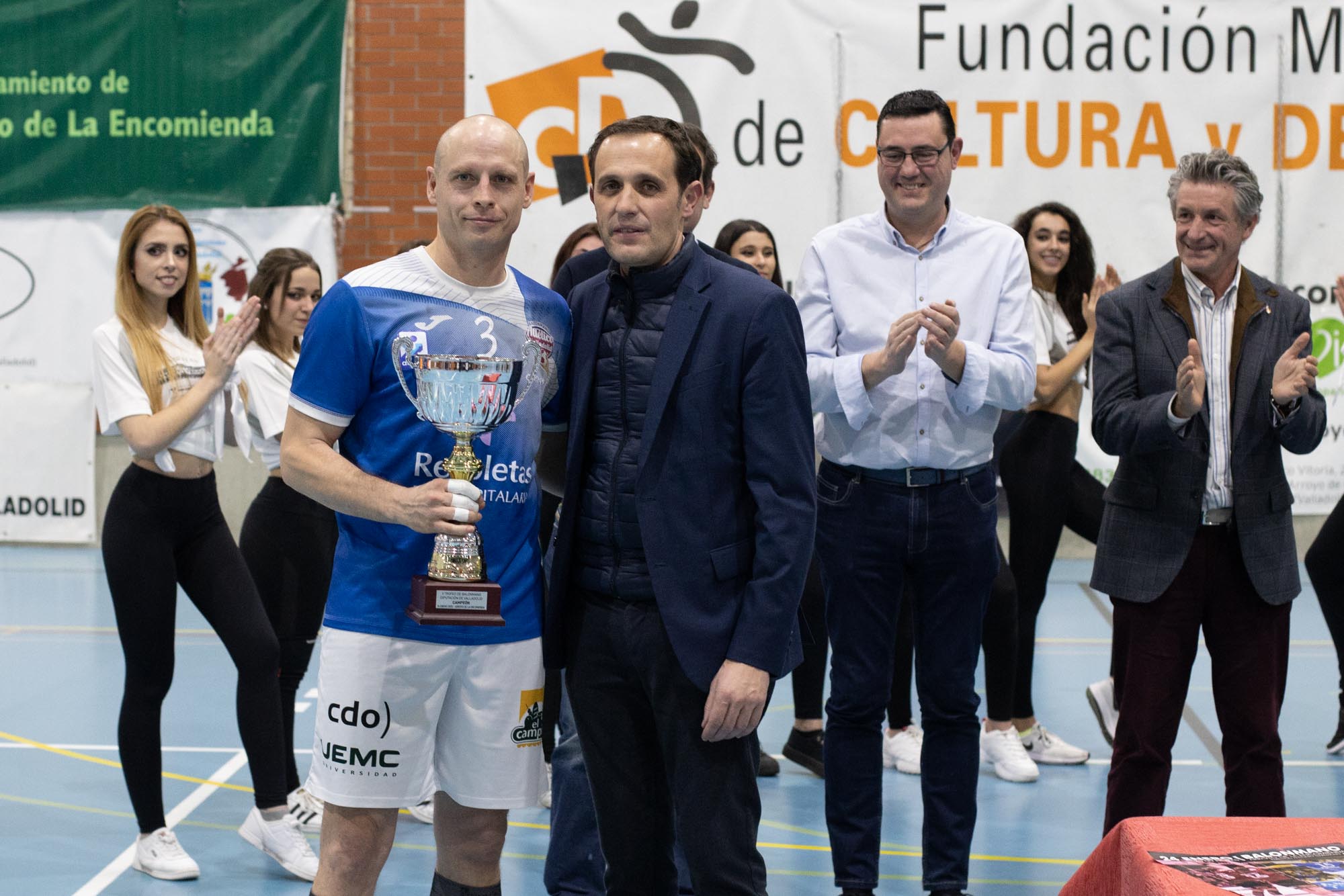 Torneo Diputación Alimentos de Valladolid. El Recoletas se lleva el título en un partido de alto ritmo ante el Quabit Guadalajara (37-30) | Galería 24 / 27