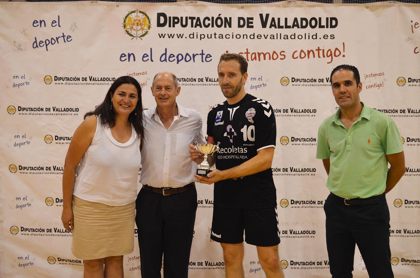 El Recoletas Atlético Valladolid gana al BM Guadalajara en el II Trofeo Diputación de Valladolid (31-23) | Galería 8 / 10