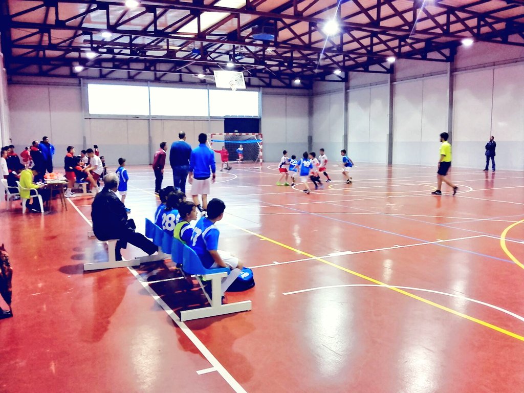La competición de balonmano de los Juegos Escolares cierra su temporada en Peñafiel de la mano del programa A Jugar Balonmano! | Galería 5 / 5