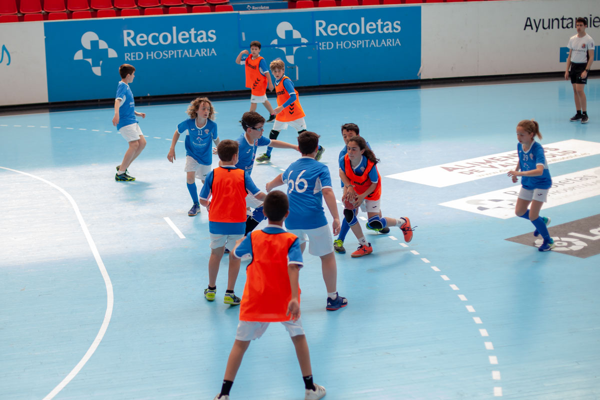 Recoletas Atlético Valladolid primer club de balonmano en España en implantar una política de protección a la infancia y adolescencia