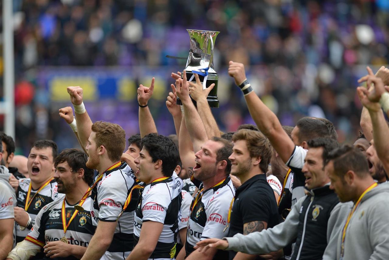 Homenaje del Atlético Valladolid Recoletas al campeón de la Copa del Rey de rugby, el SilverStorm El Salvador